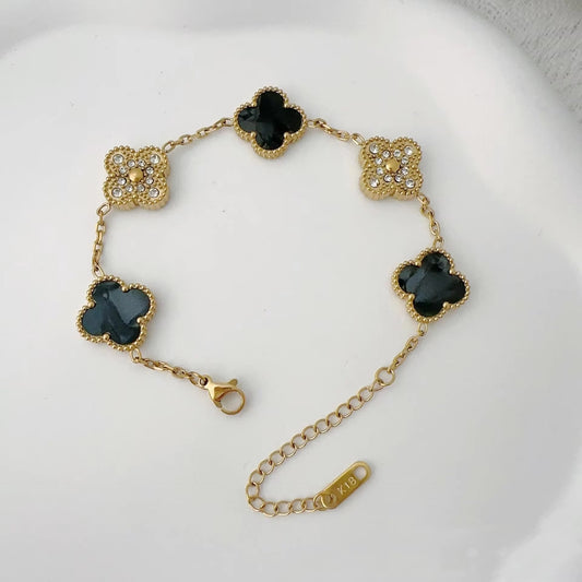 Clover Noir